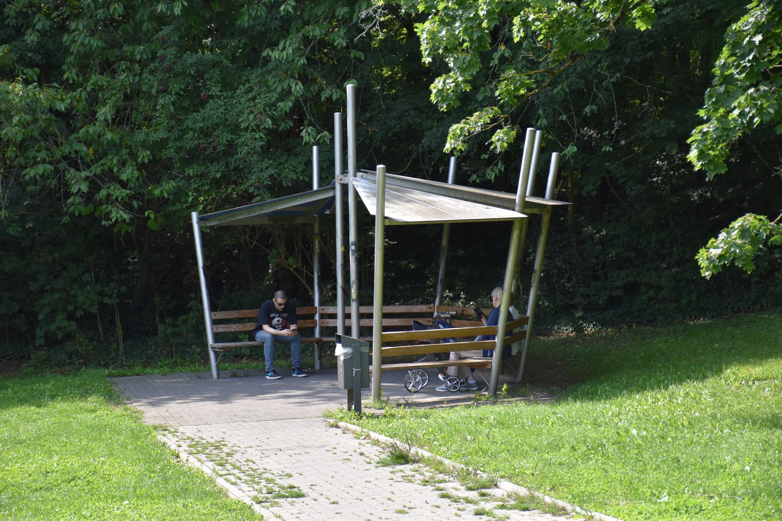 Unterstand im Martin-Luther-King Park in Niederursel