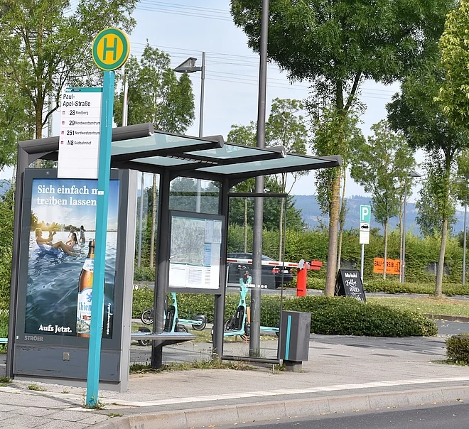 Bushaltestelle Paul-Apel-Straße