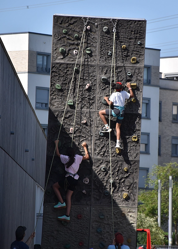 Der SportsFinderDay-Mini: Die Kletterwand