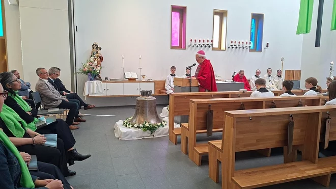 Predigt im Altarraum